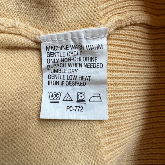 IZOD Vintage Mens Vneck Sweater Vest Pullover Sleeveless Yellow 100% Cotton  XXL - Picture 5 of 5